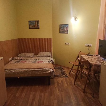 Смарт-Економ,10 Хв До Ж/Д Вокзалу Apartment Liov Exterior foto