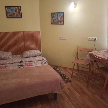 Смарт-Економ,10 Хв До Ж/Д Вокзалу Apartment Liov Exterior foto