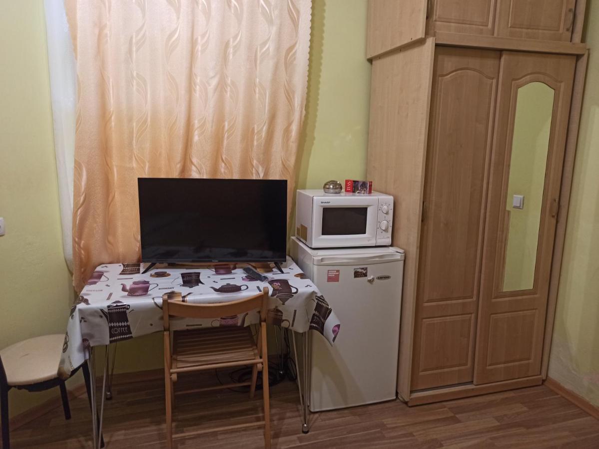 Смарт-Економ,10 Хв До Ж/Д Вокзалу Apartment Liov Exterior foto