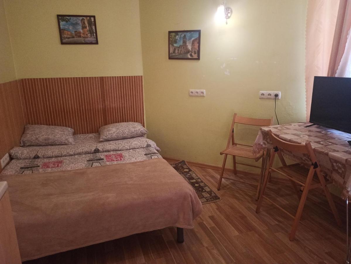 Смарт-Економ,10 Хв До Ж/Д Вокзалу Apartment Liov Exterior foto