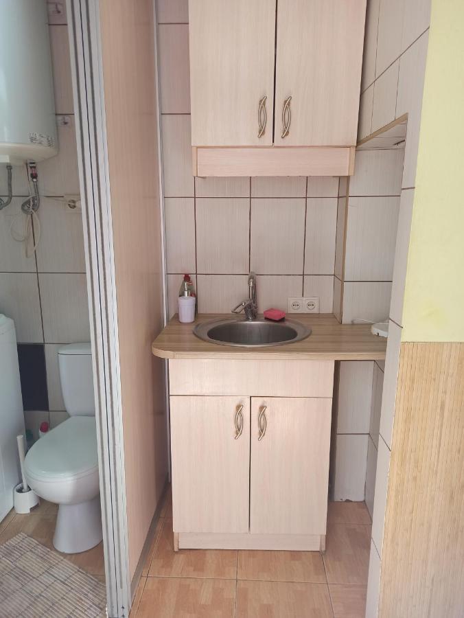 Смарт-Економ,10 Хв До Ж/Д Вокзалу Apartment Liov Exterior foto